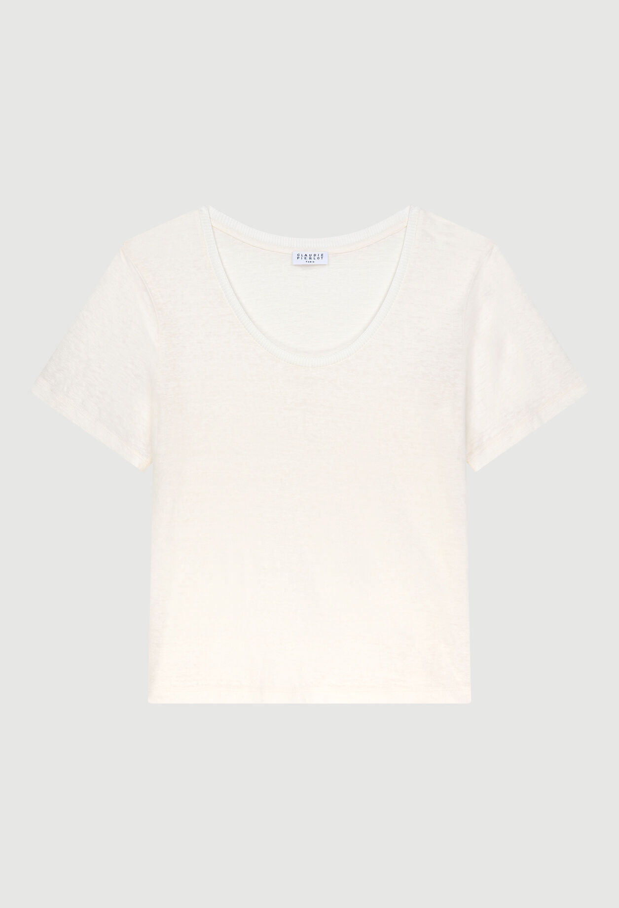Short-sleeved T-shirt