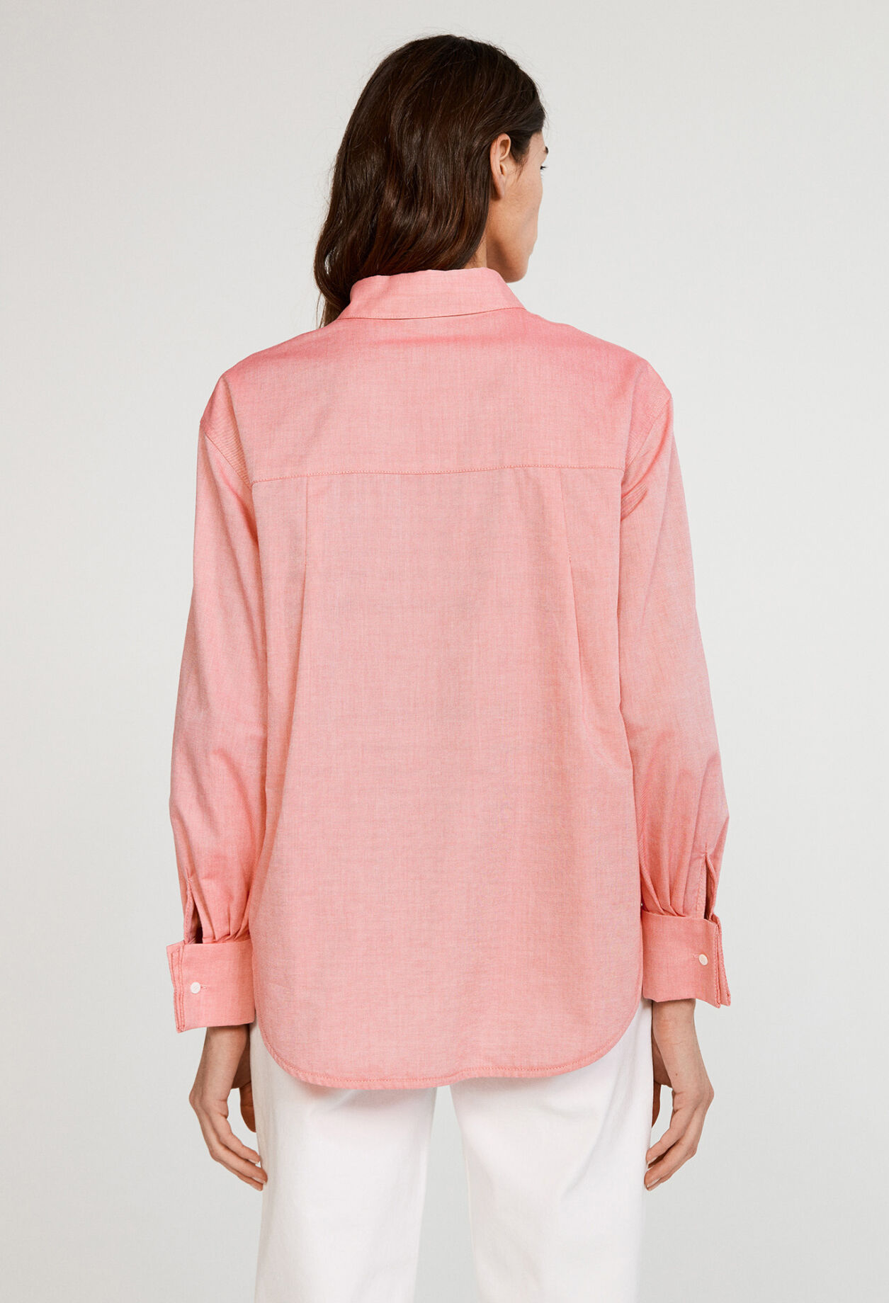 Long-sleeved shirt