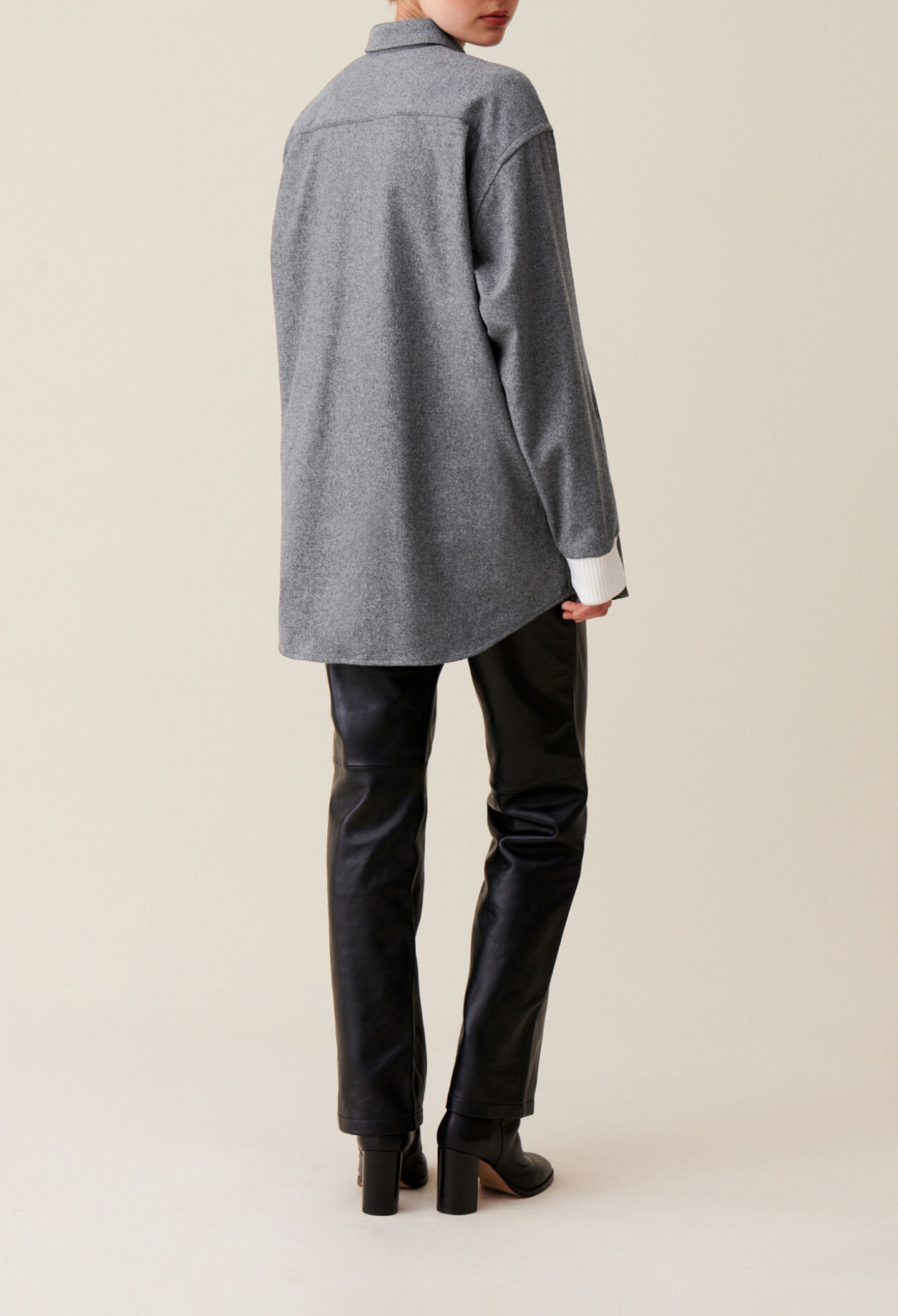 Oversized grey shacket