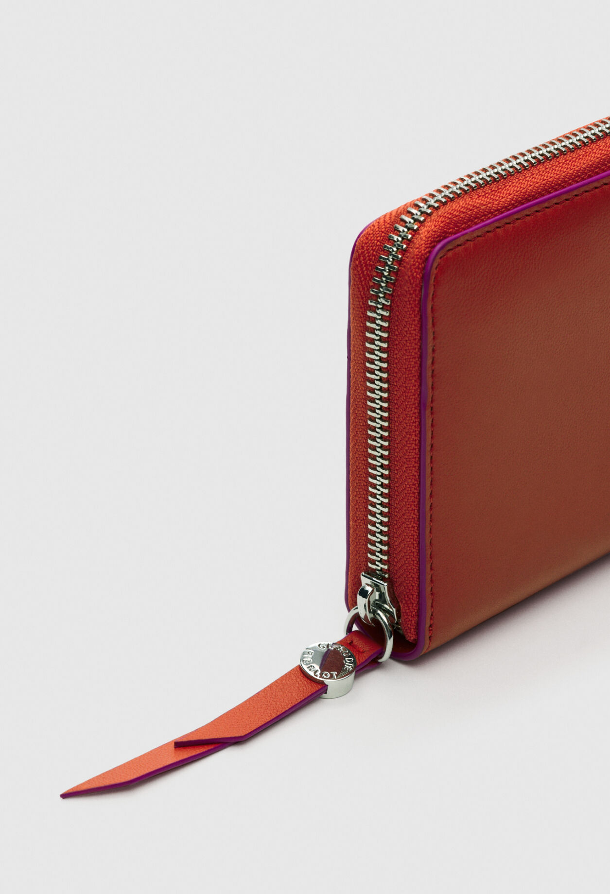 Leather purse