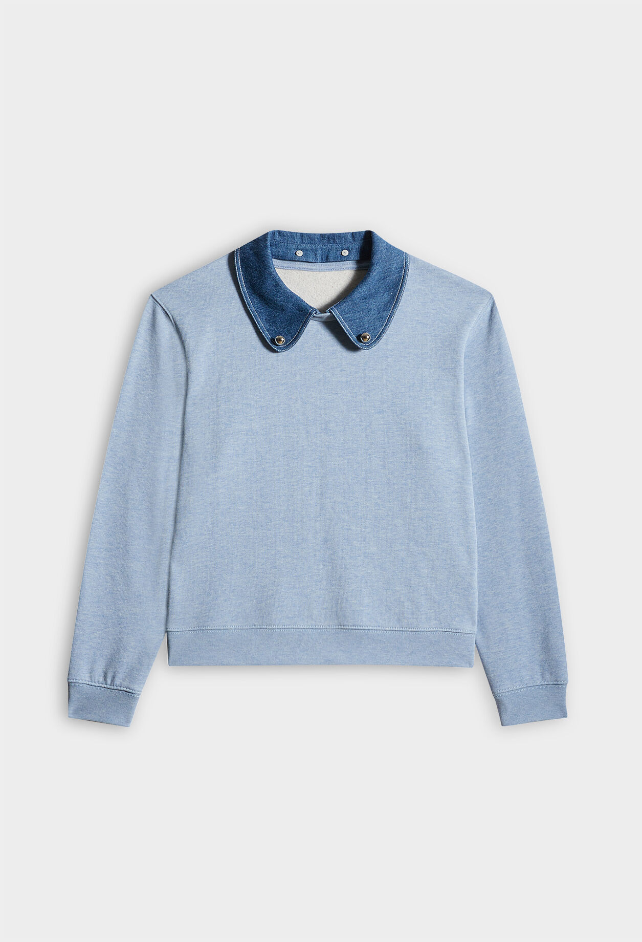 Sweatshirt with removable collar
