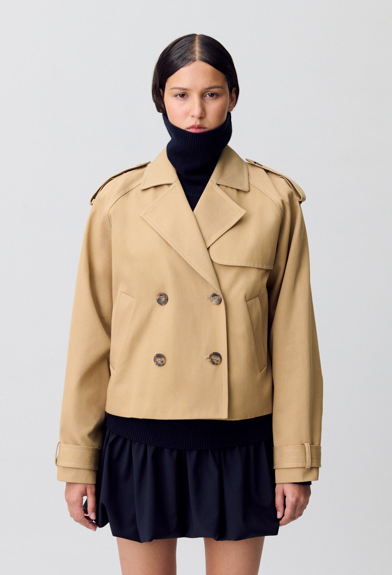 Short trench jacket