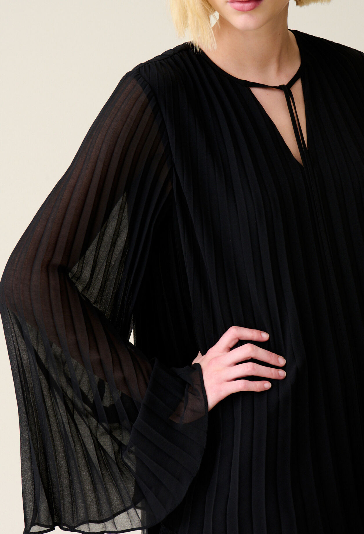 Black ruffled short dress