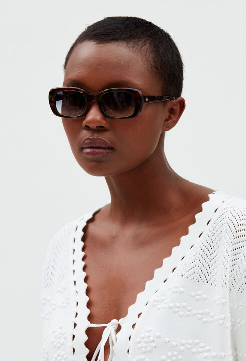 Rectangular sunglasses
