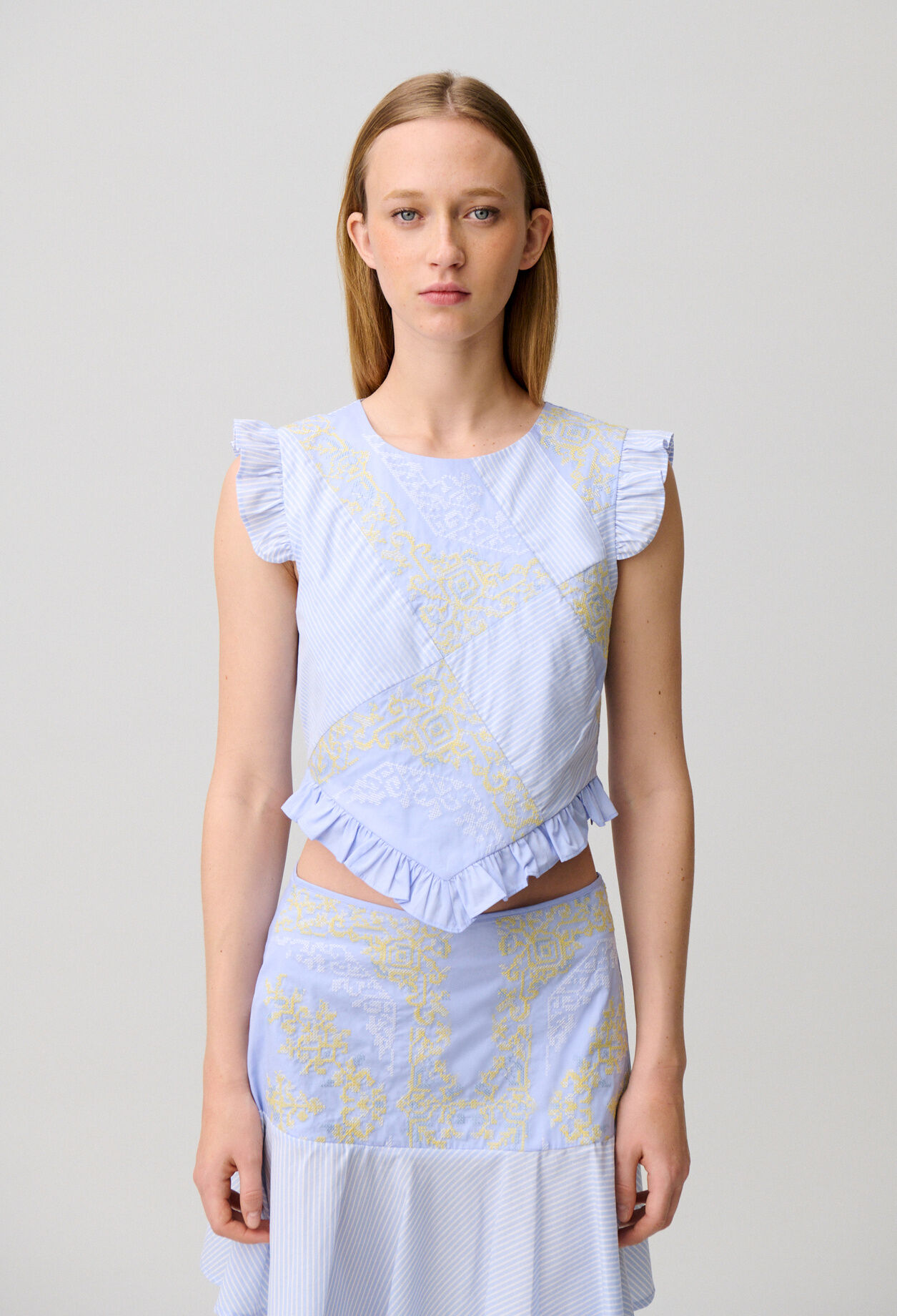 Printed ruffled top