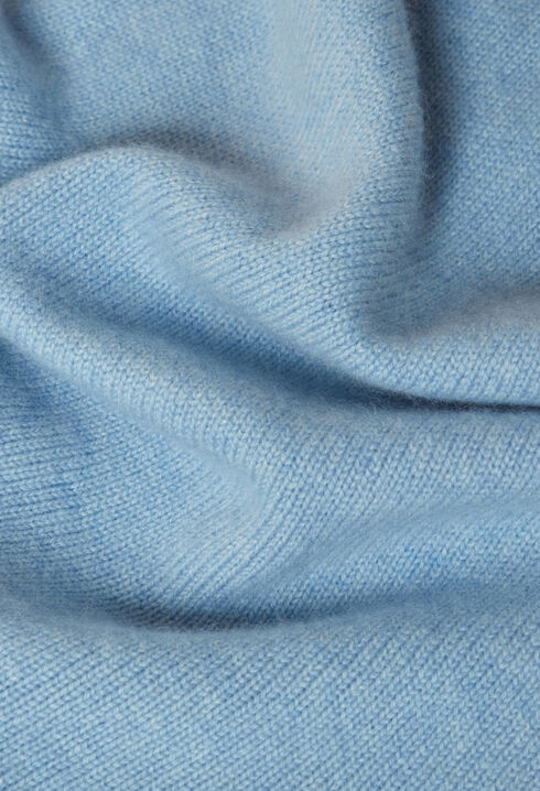 Cashmere knit scarf