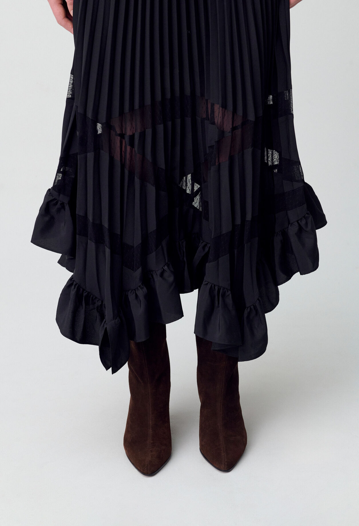 Asymmetrical pleated skirt