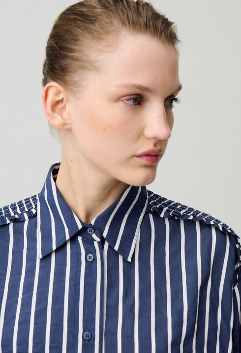 Striped fluid shirt