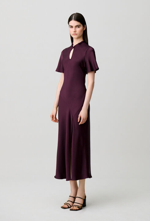 Flowy Victorian collar dress
