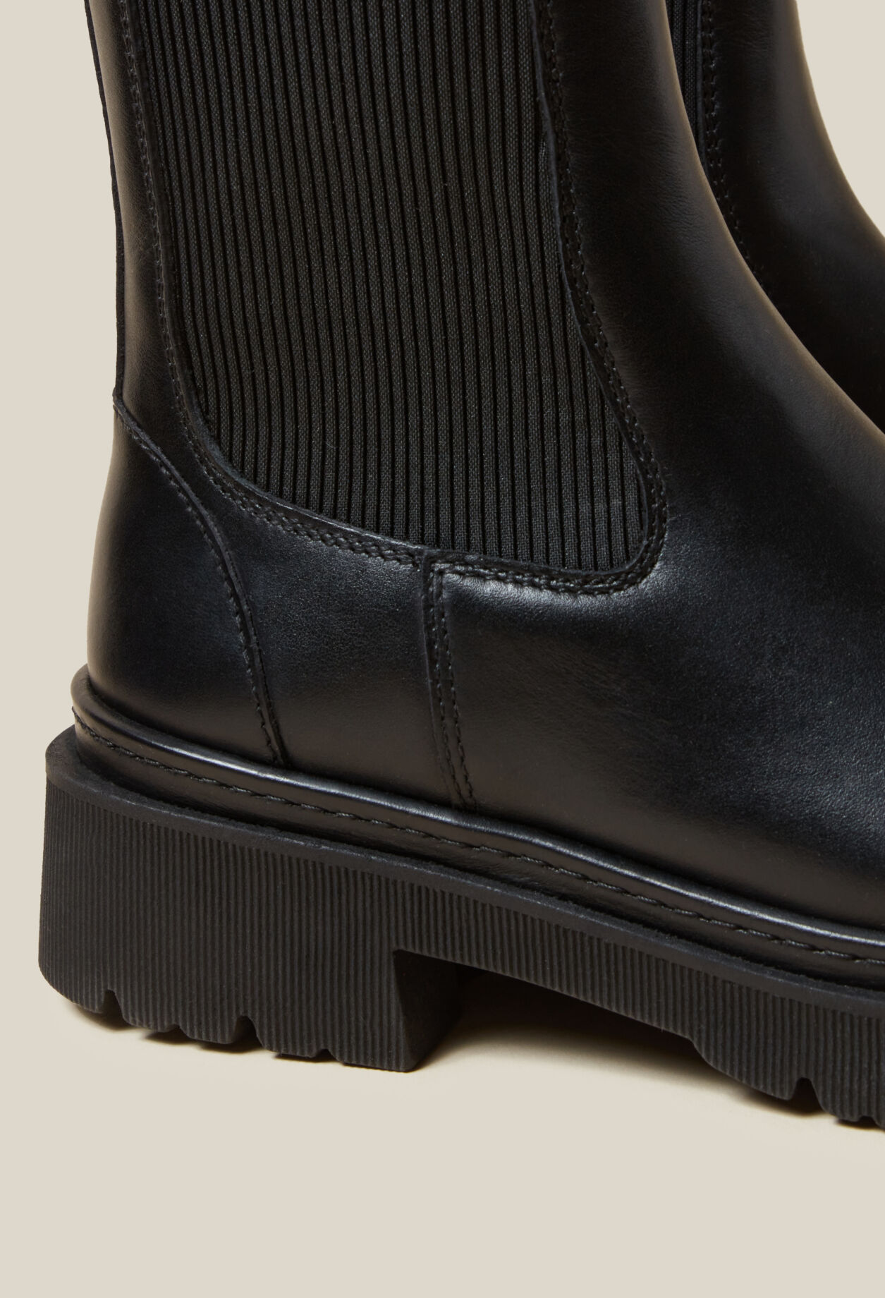 Black leather Chelsea boots