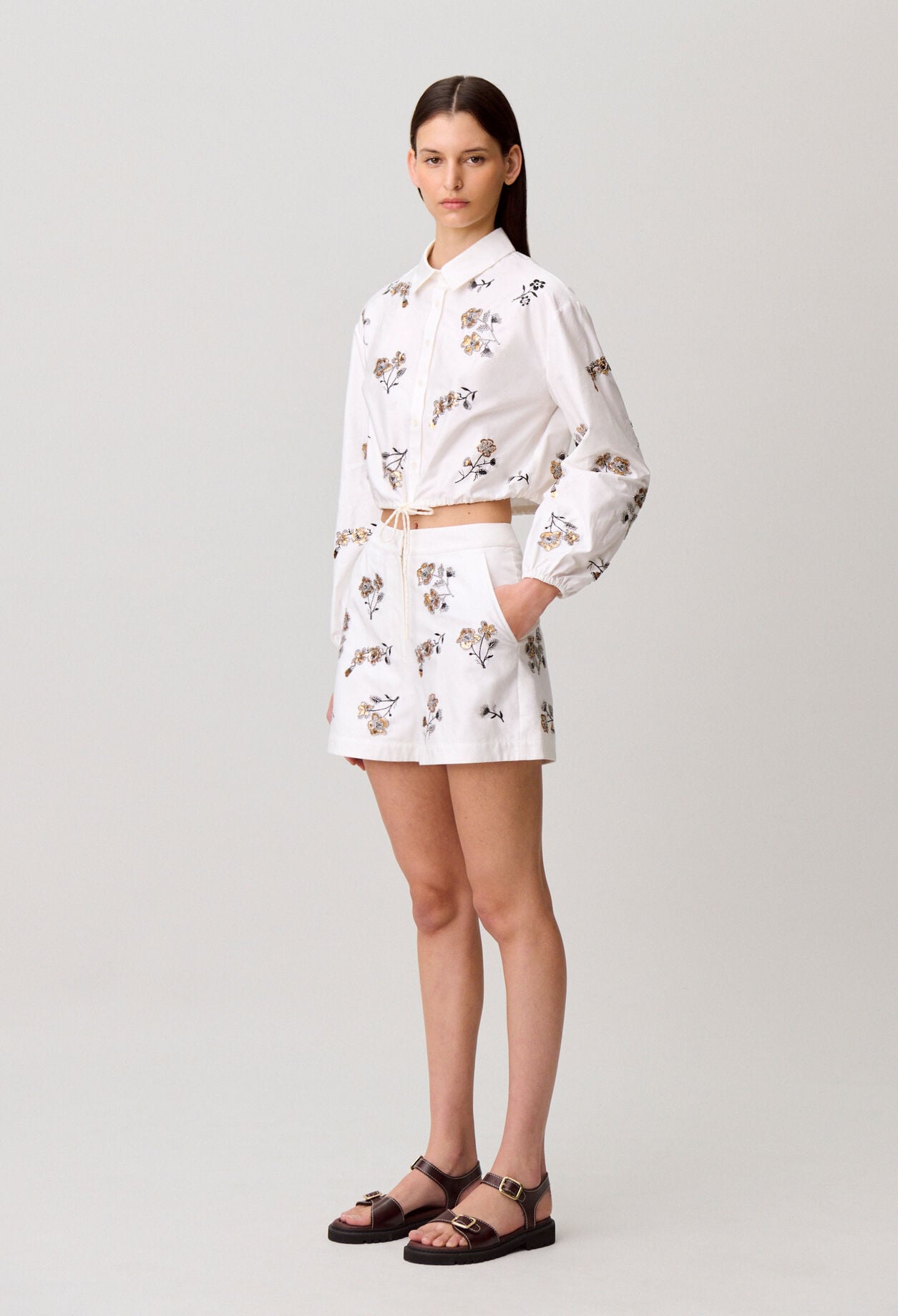 Floral short shorts