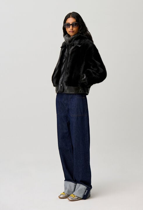 Short faux fur jacket