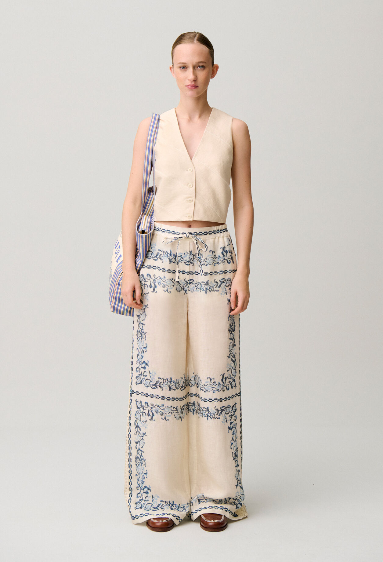Flowy linen trousers