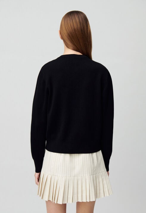 Buttoned cardigan