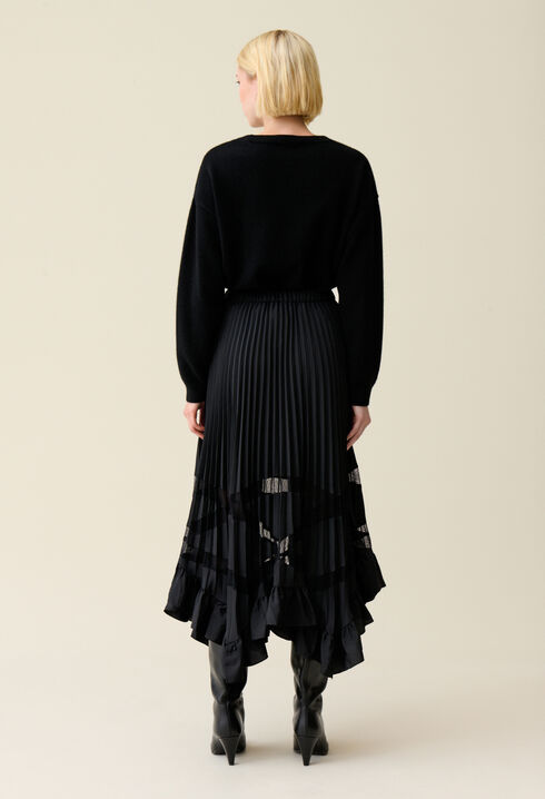 Asymmetrical pleated skirt
