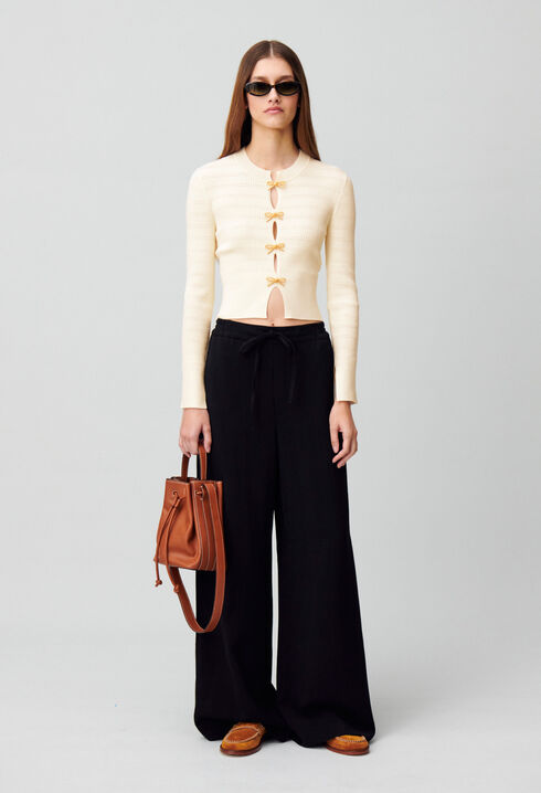 Thin knit jumper with bows