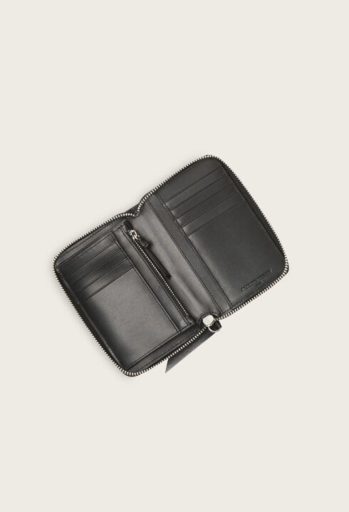 Quilted leather wallet