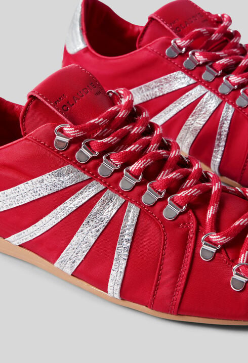 Red Poppy Swing Trainers