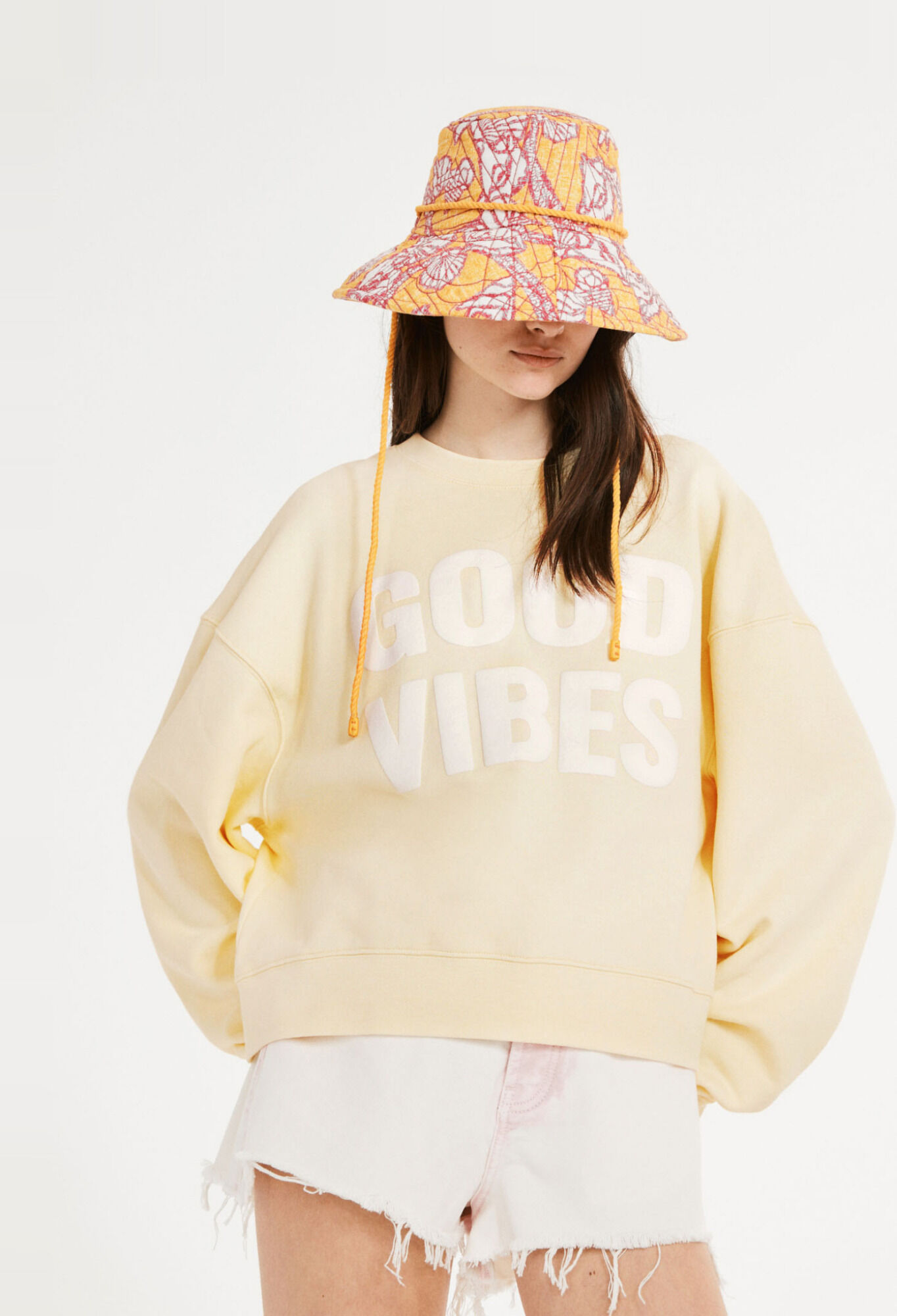 Pale yellow crew neck sweatshirt cheap