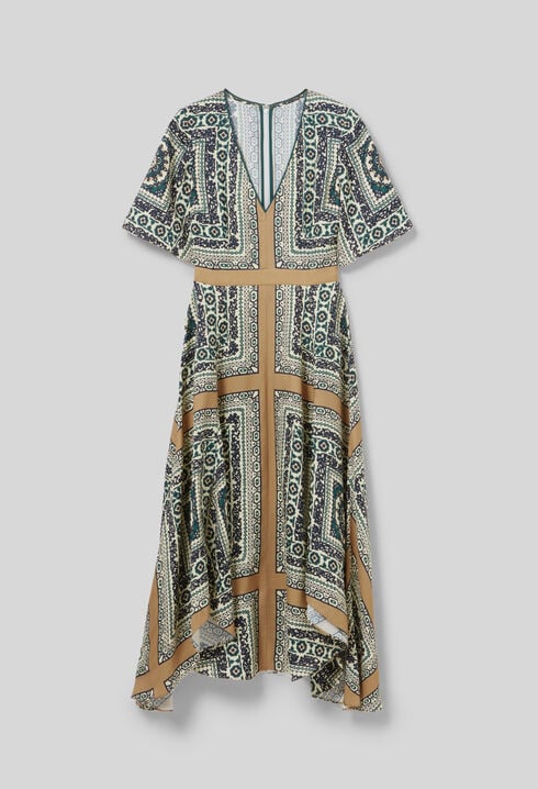 Flowy printed maxi dress