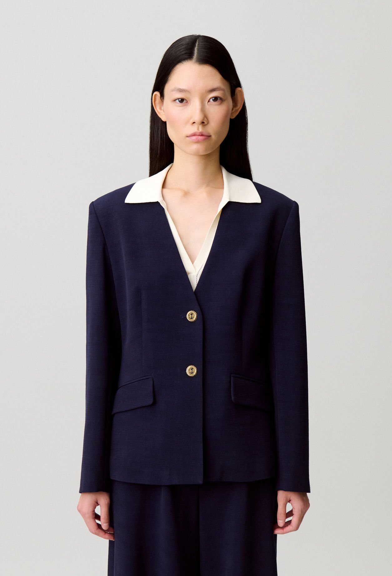 Fitted tailored jacket