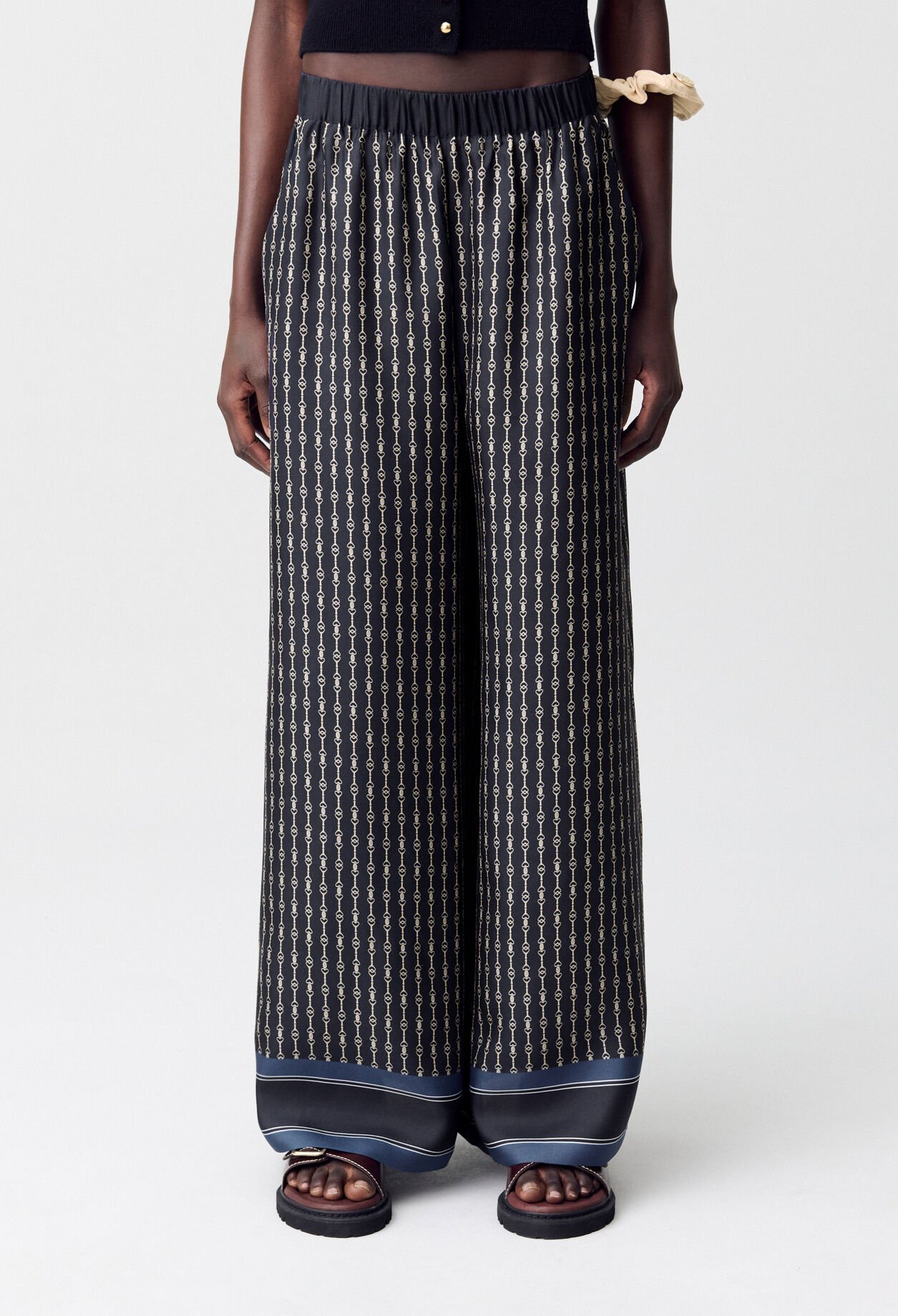 Flowy printed trousers