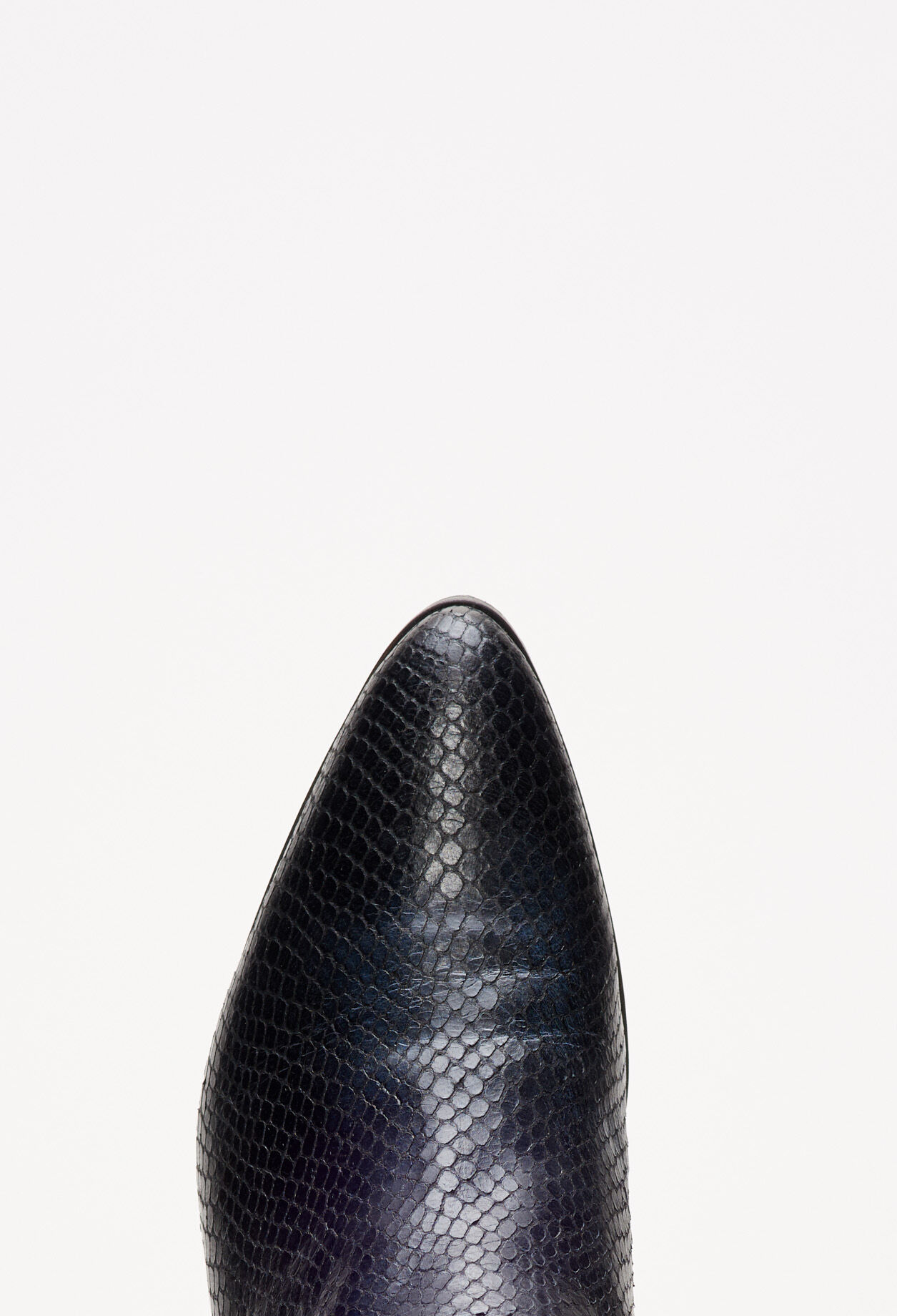Heeled boots