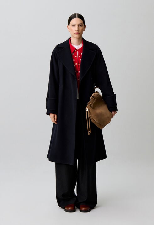 Straight coat with removable belt