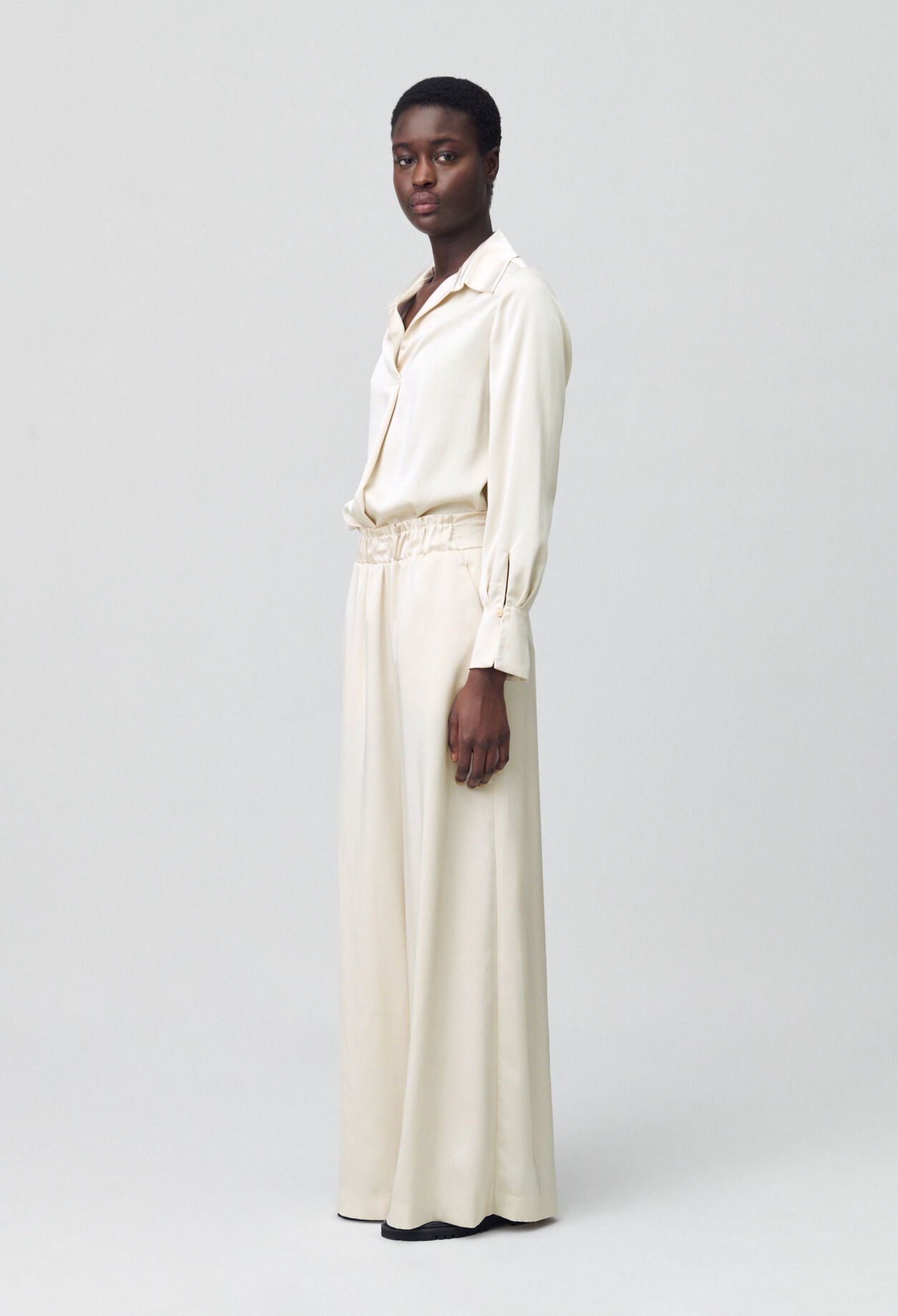 Wide-leg trousers with smocked waistband