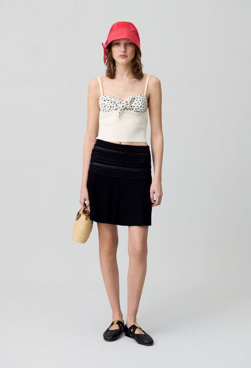 Fine Knit V-Neck Top