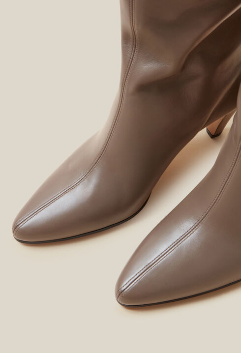 Leather heeled boots
