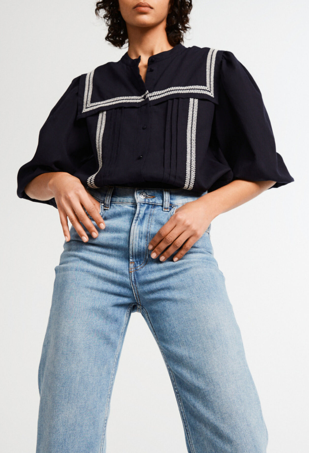 Long-sleeved blouse