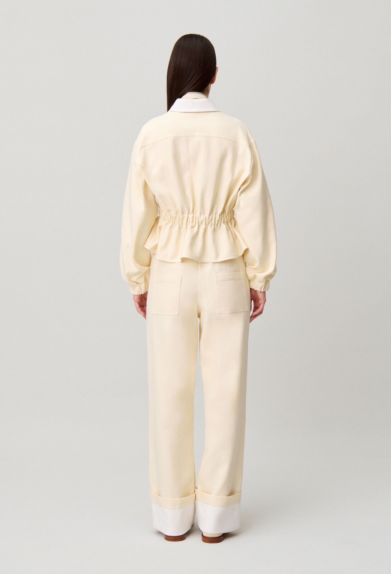 Fitted vanilla jacket