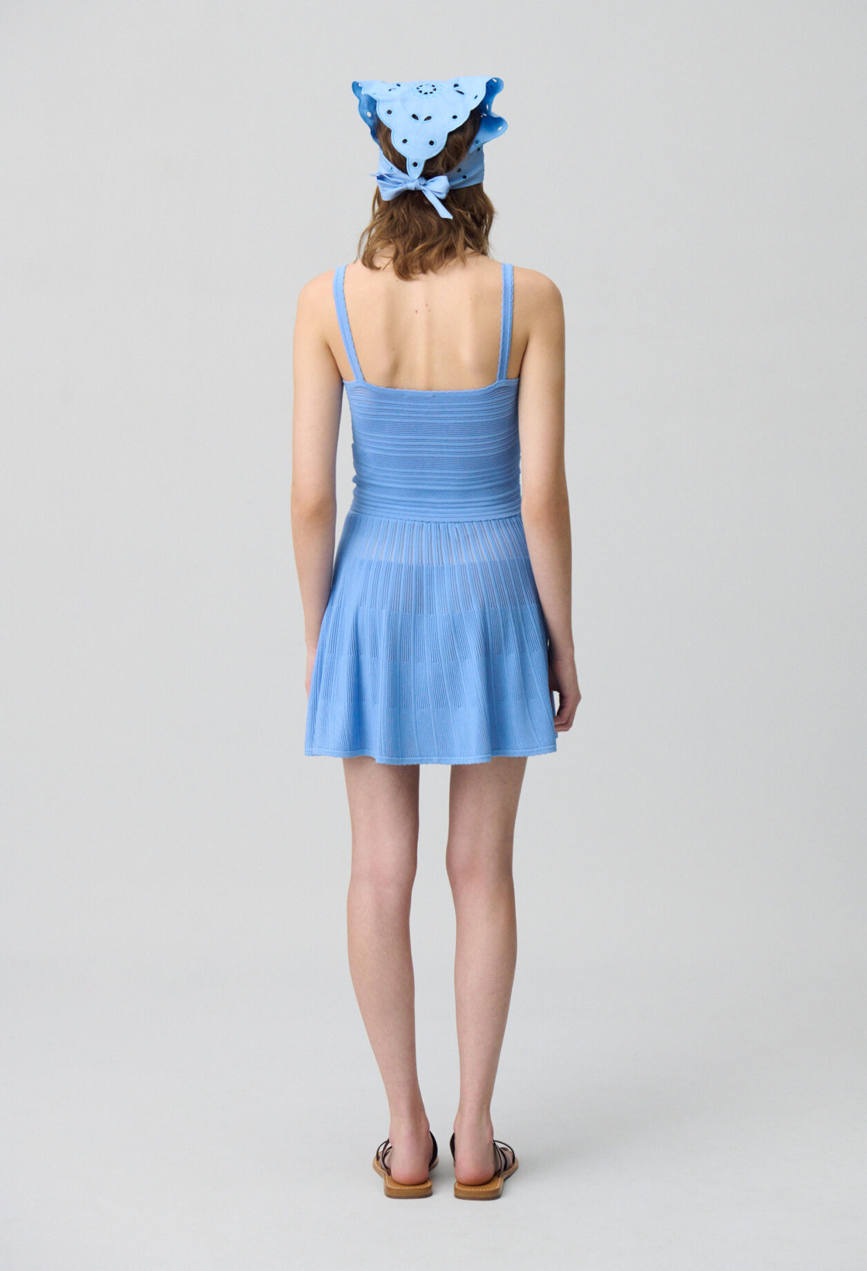 Fine Knit low-cut Top