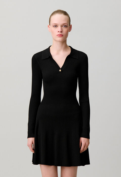 Short fine-knit dress