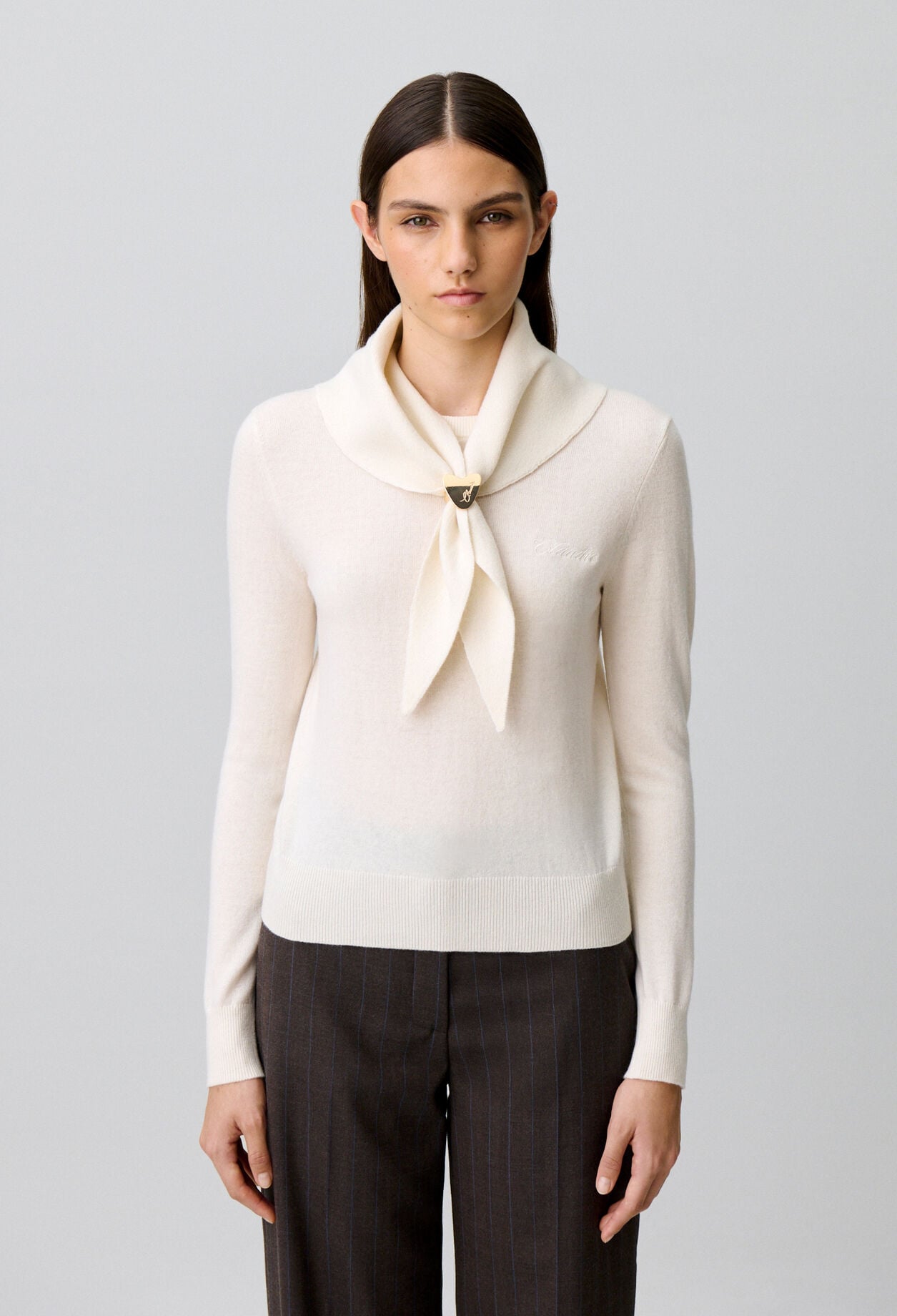 Knit jumper with removable scarf