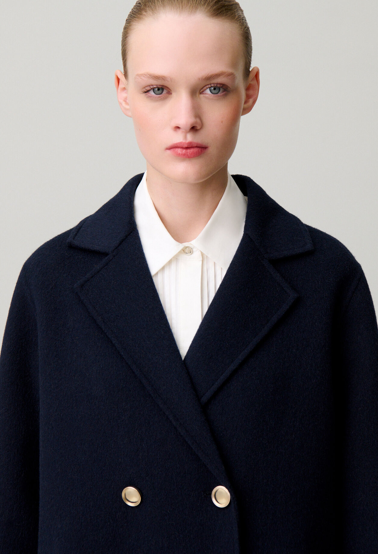 Tailored collar wool coat