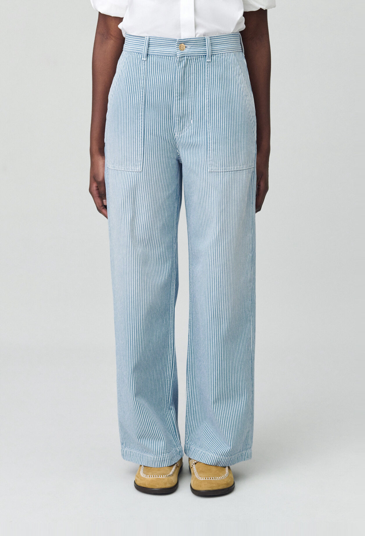 Wide-leg Faded Jeans