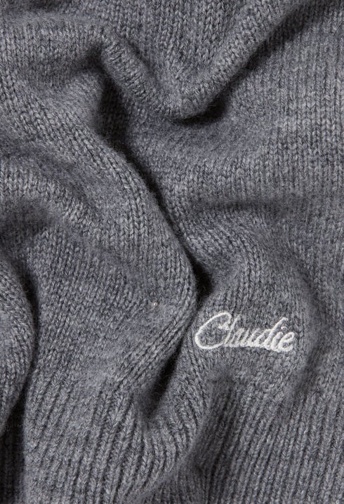 Fitted fine-knit jumper