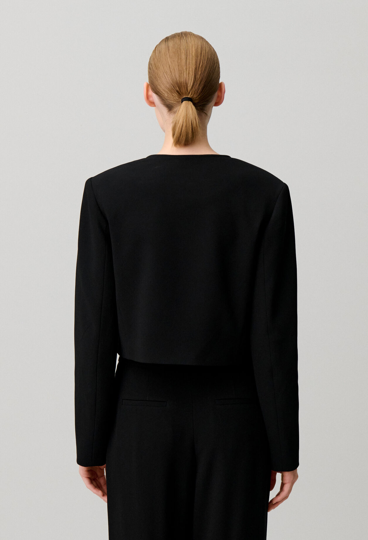 Round neck jacket