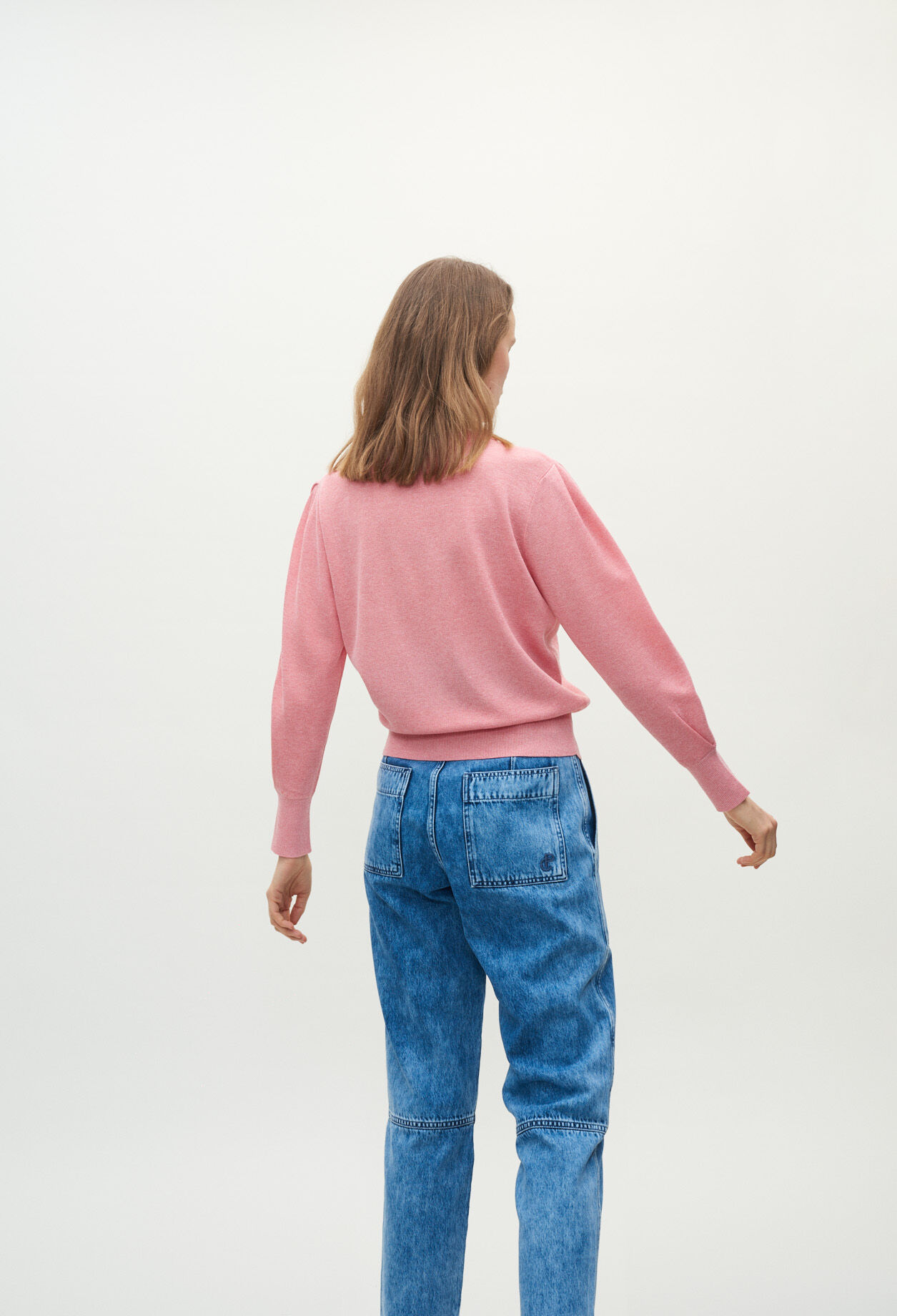 Round neck cardigan