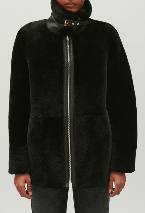 Zipped coat