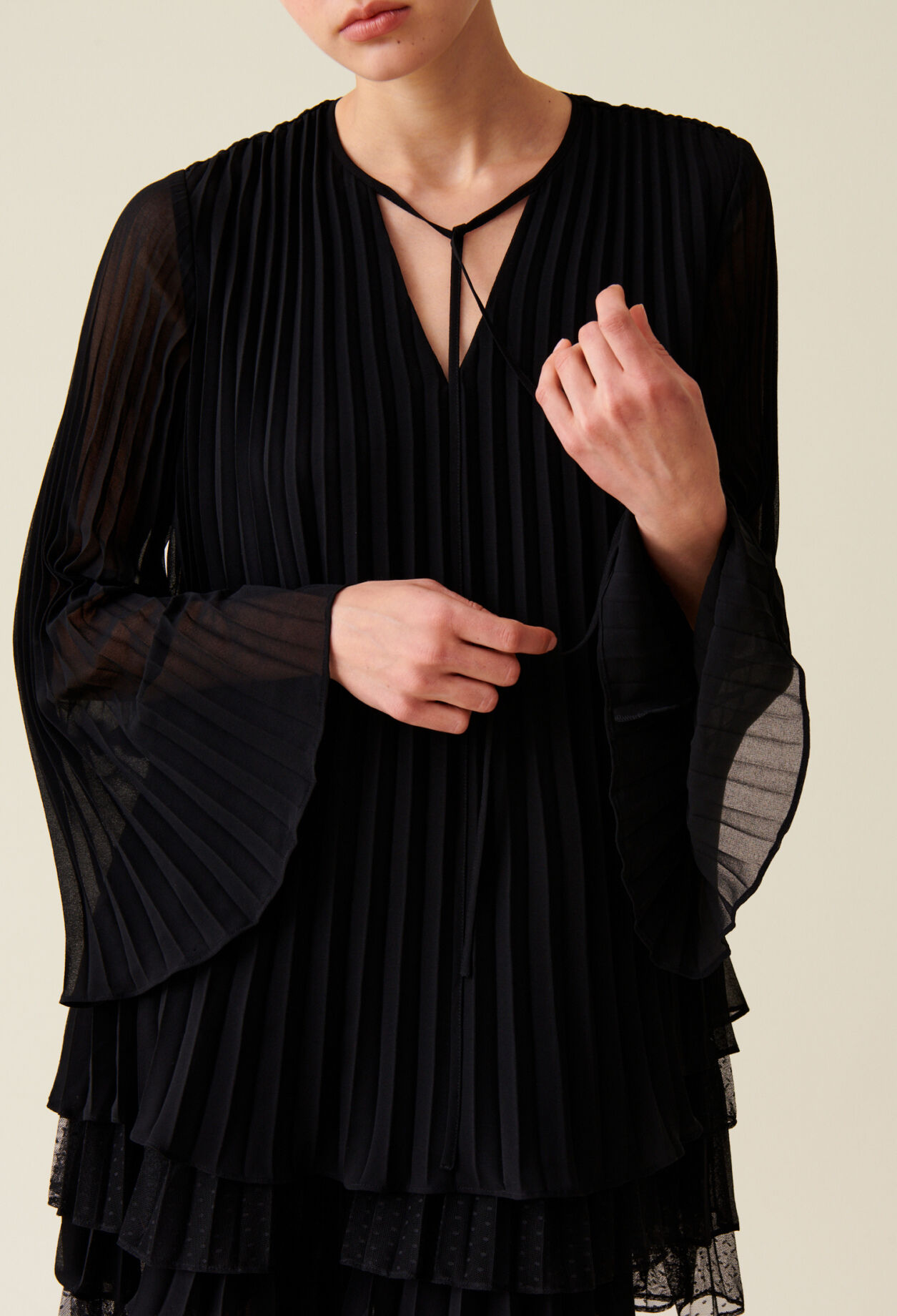 Black ruffled short dress