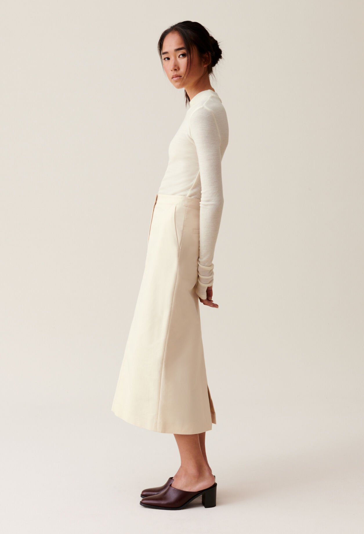 Pale beige midi skirt