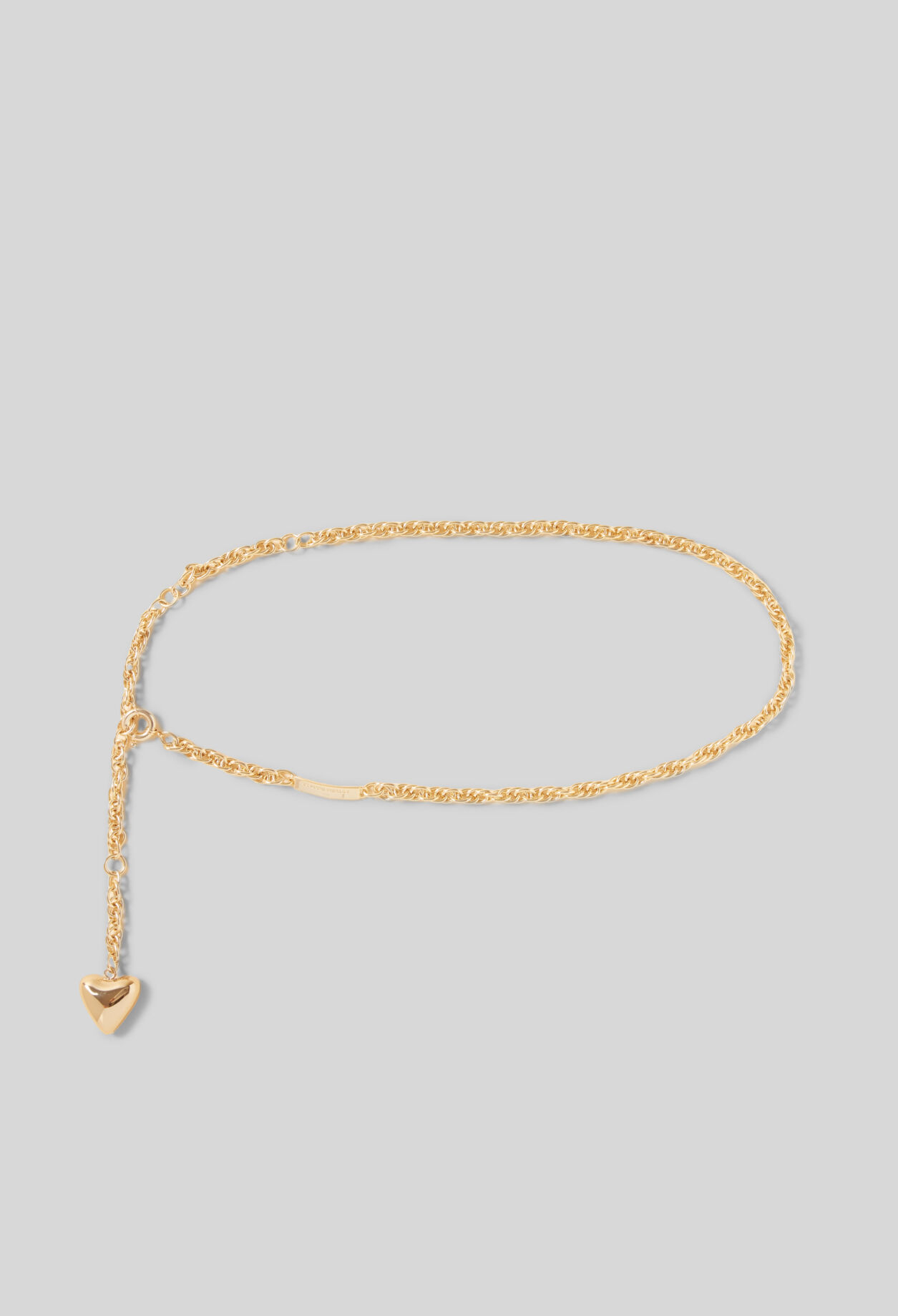 Twisted heart chain belt