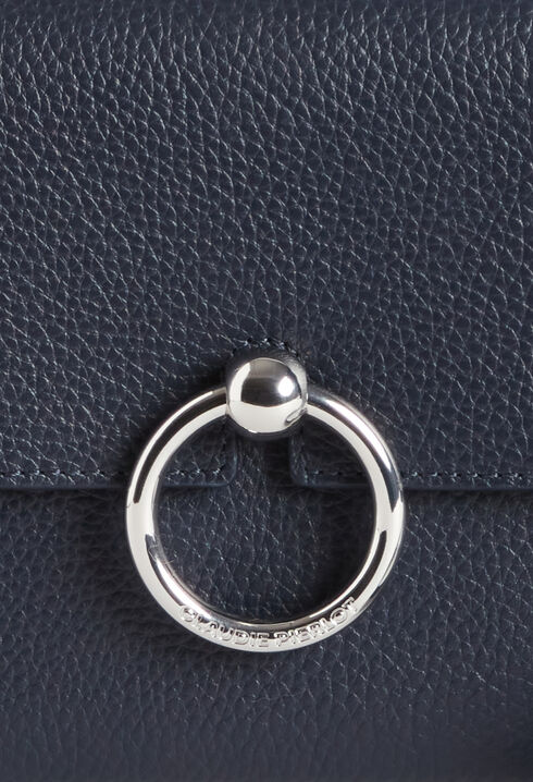 Anouck leather pouch