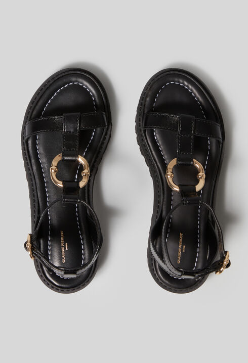 Leather sandals gold ring