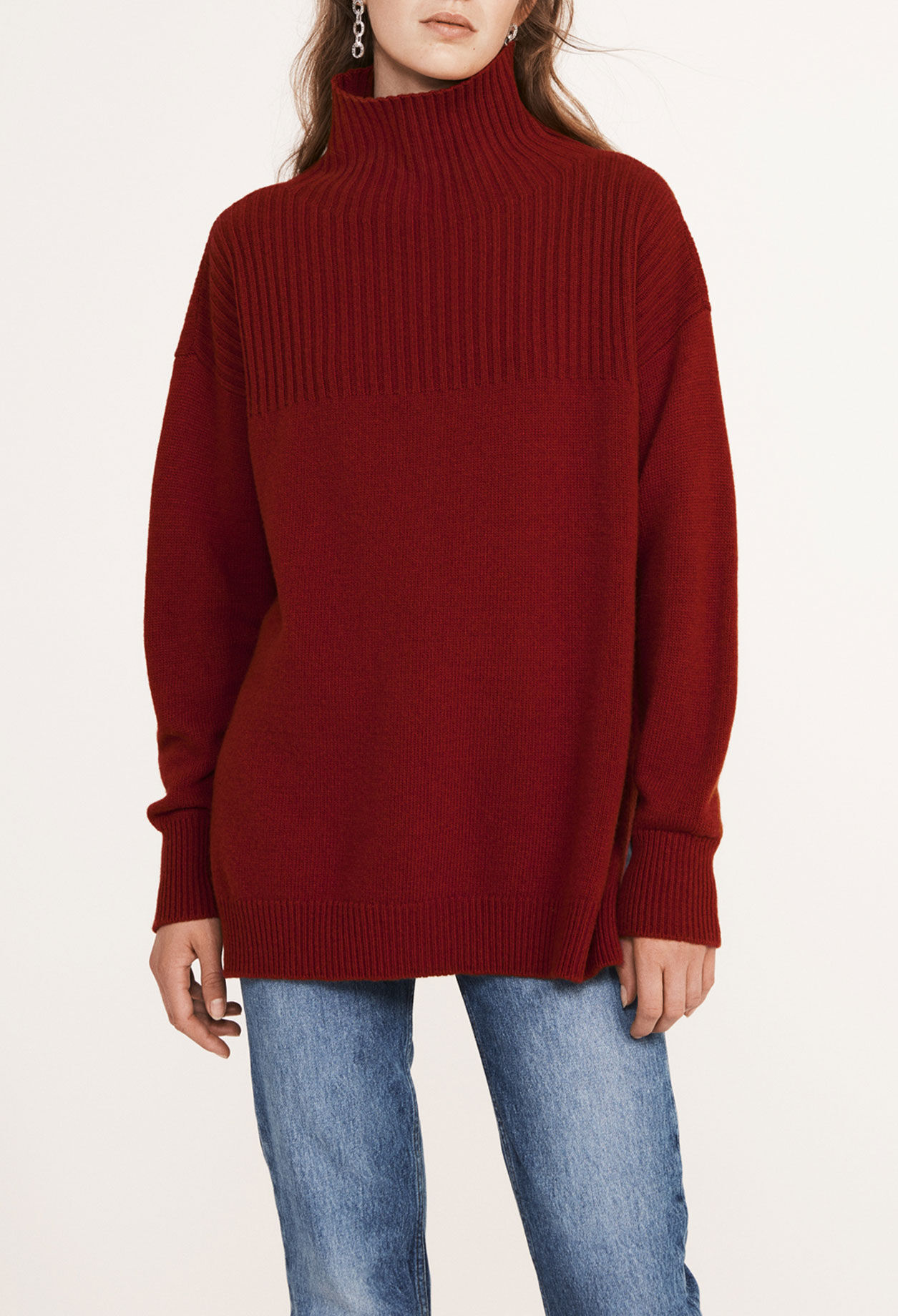 Oversized wool and cashmere pullover