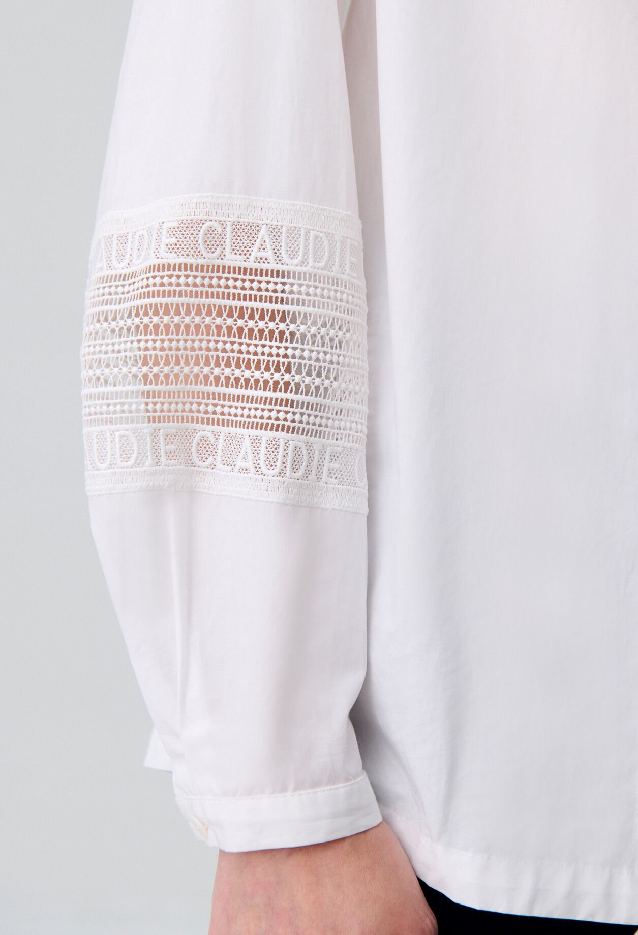 Cotton shirt with frill collar