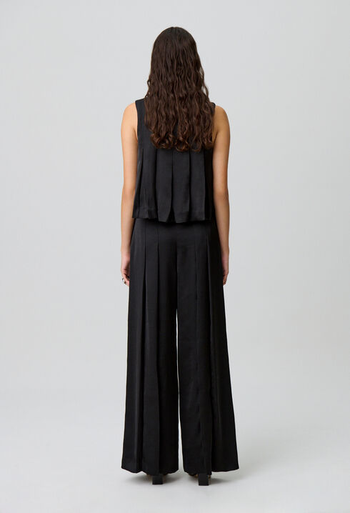 Flowy sleeveless top